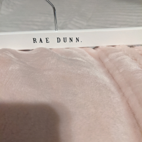 Rae dunn - Picture 2 of 3